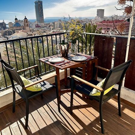 Charming House In The Historic Old Town Villa Аликанте Екстериор снимка