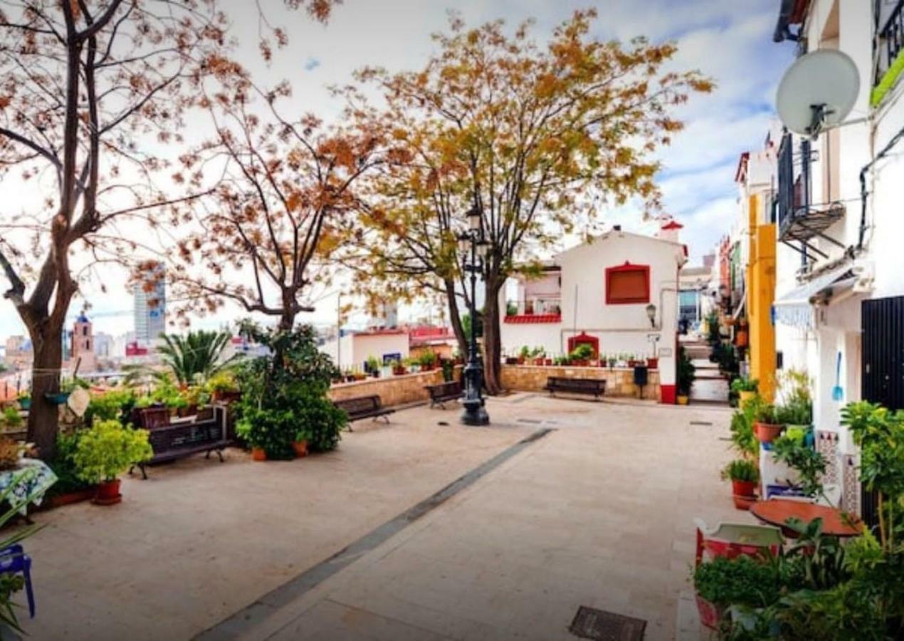 Charming House In The Historic Old Town Villa Аликанте Екстериор снимка